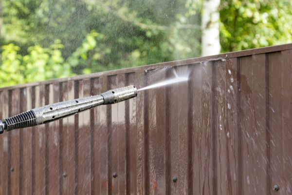 Vinyl Fence Cleaning in Conway